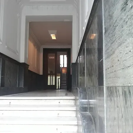 Momo Apartment